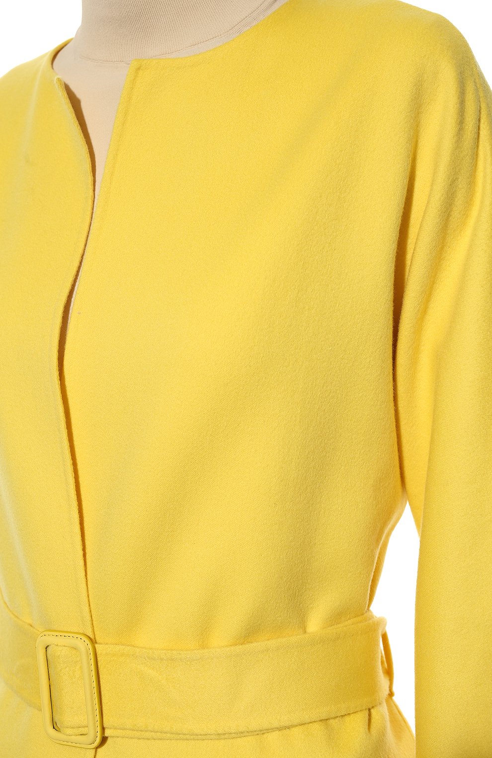 Женское кашемировое пальто LORO PIANA желтого цвета, арт. FAL6319 | Фото 5 (Материал внешний: Шерсть, Кашемир; Рукава: Длинные; Региональные ограничения белый список (Axapta Mercury): RU; Материал сплава: Проставлено; Длина (верхняя одежда): Длинные; 1-2-бортные: Однобортные; Драгоценные камни: Проставлено; Стили: Кэжуэл)
