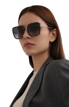 Женские солнцезащитные очки VALENTINO серого цвета, арт. 2052-30398G | Фото 2 (Тип очков: С/з; Очки форма: Бабочка)