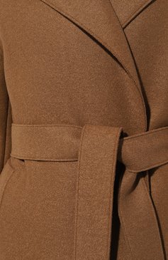 Женское шерстяное пальто HARRIS WHARF LONDON бежевого цвета, арт. A1266MLK-Y | Фото 5 (Материал внешний: Шерсть; Рукава: Длинные; Длина (верхняя одежда): До колена; Материал сплава: Проставлено; Материал подклада: Синтетический материал; 1-2-бортные: Однобортные; Драгоценные камни: Проставлено; Стили: Кэжуэл)