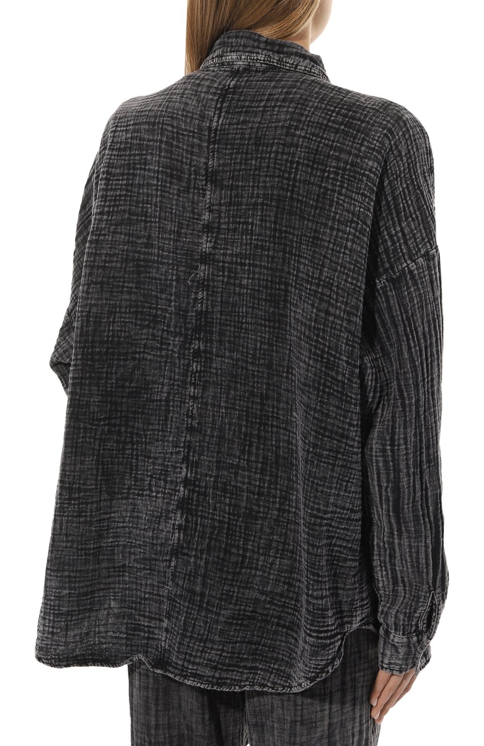 Женская хлопковая рубашка ELECTRIC&ROSE темно-серого цвета, арт. LFCV173ACI | Фото 4 (Рукава: Длинные; Принт: Без принта; Женское Кросс-КТ: Рубашка-одежда; Длина (для топов): Удлиненные; Материал сплава: Проставлено; Материал внешний: Хлопок; Драгоценные камни: Проставлено; Стили: Кэжуэл)