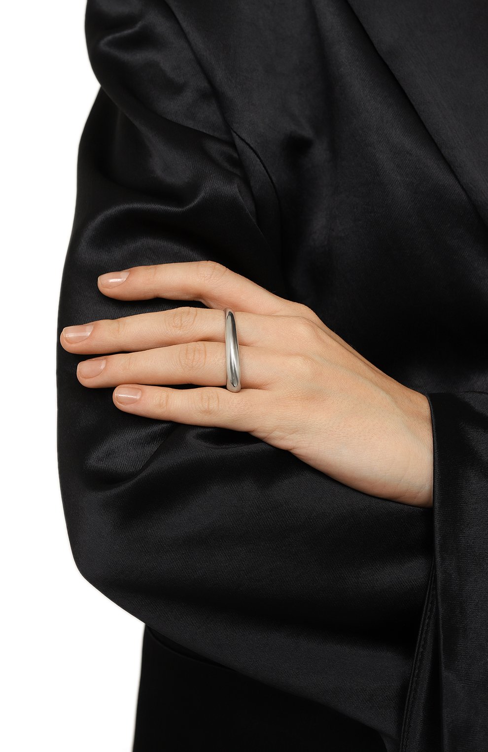 Женское кольцо на два пальца stealing beauty CAVIAR JEWELLERY серебряного цвета, арт. SB017 | Фото 2 (Региональные ограничения белый список (Axapta Mercury): Не проставлено; Нос: Не проставлено; Материал: Металл)