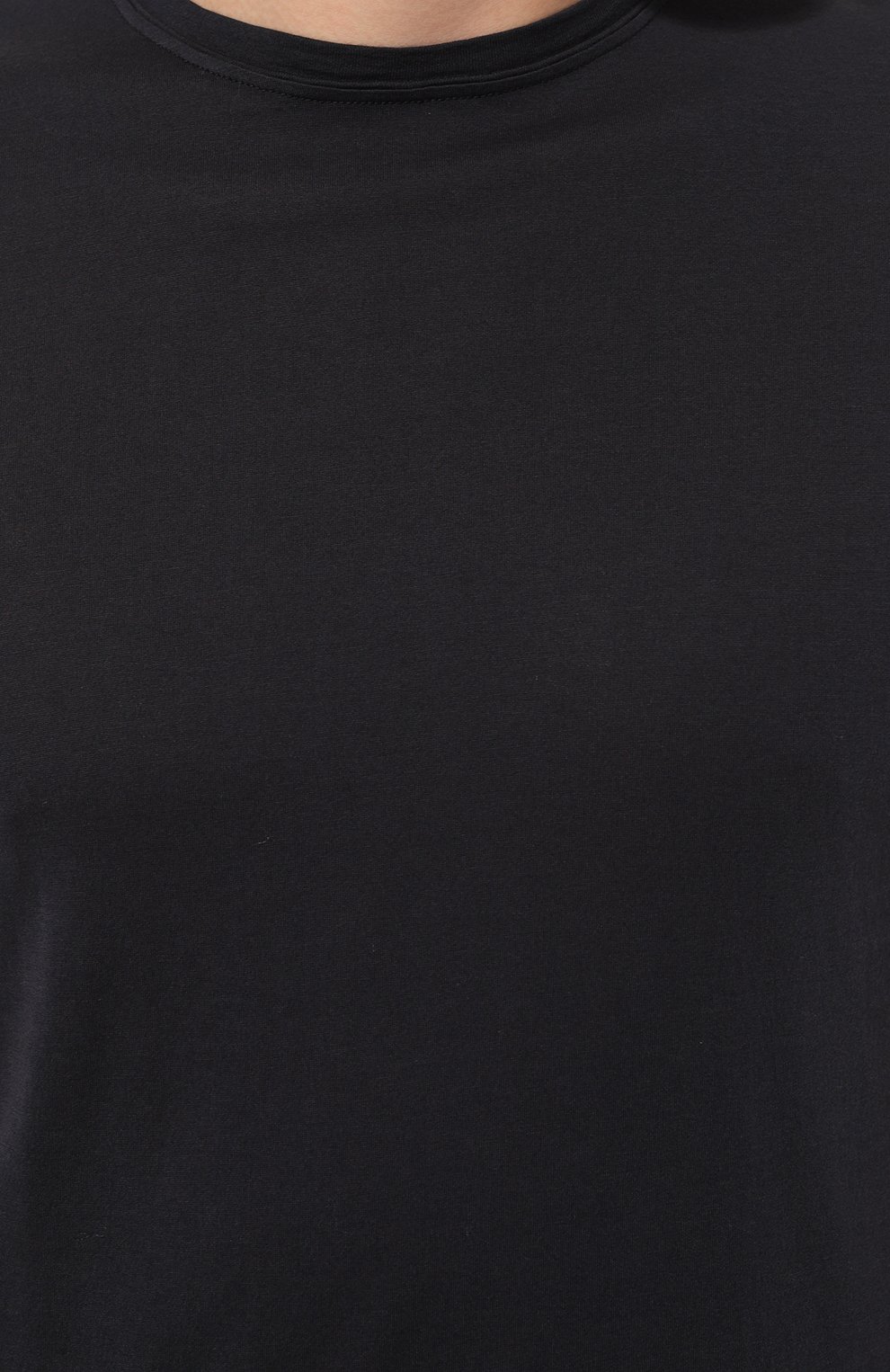 Мужская хлопковая футболка FEDELI темно-серого цвета, арт. 6UID0113 | Фото 5 (Принт: Без принта; Ру кава: Короткие; Длина (для топов): Стандартные; Материал сплава: Проставлено; Материал внешний: Хлопок; Драгоценные камни: Проставлено; Стили: Кэжуэл)