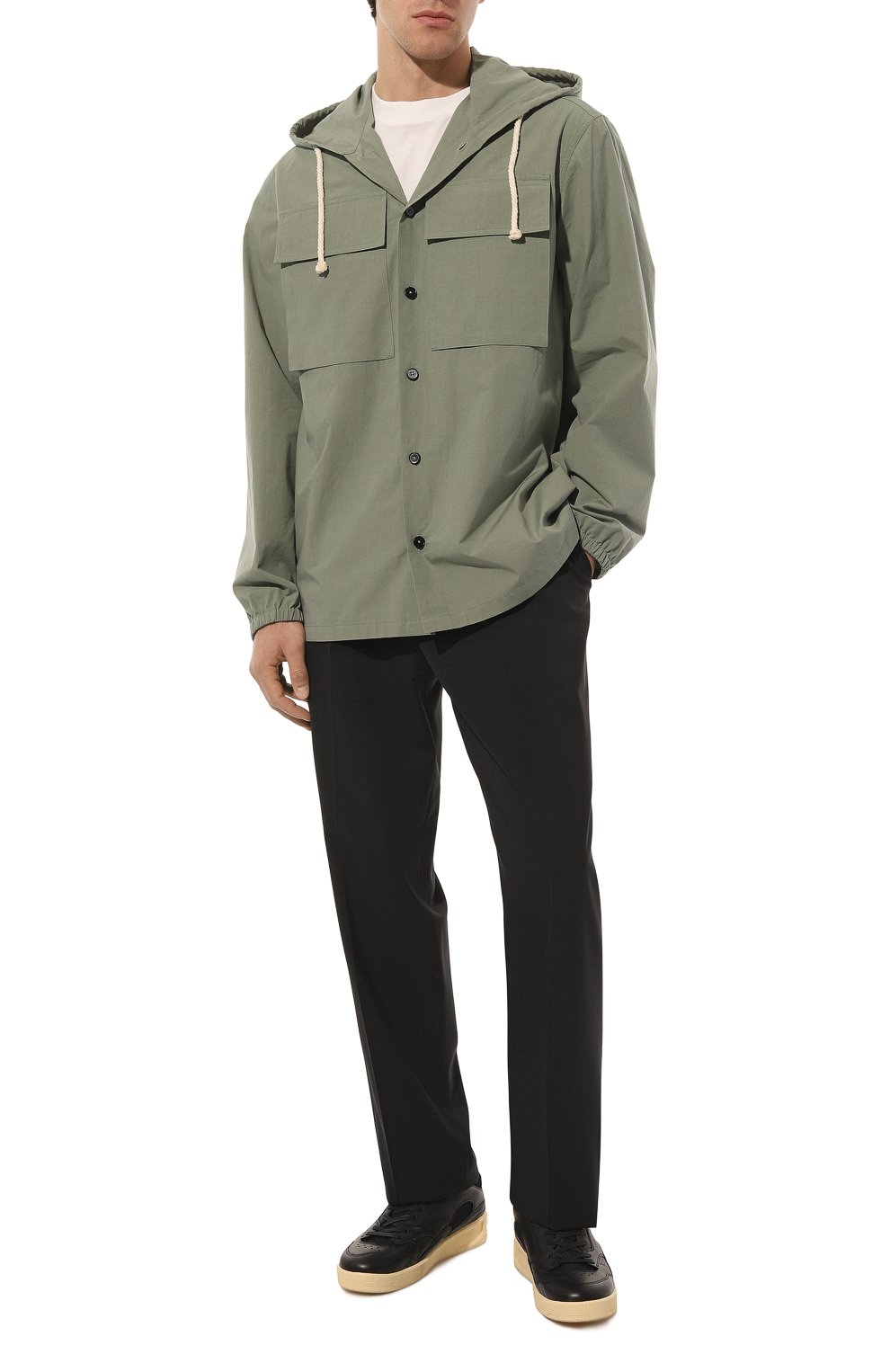 Мужская хлопковая рубашка JIL SANDER зеленого цвета, арт. J47DL0107/J45127 | Фото 2 (Воротник: С капюшоном; Рукава: Длинные; Случай: Повседневный; Длина (для топов): Стандартные; Материал сплава: Проставлено; Материал внешний: Хлопок; Манжеты: Без застежки; Принт: Однотонные; Драгоценные камни: Проставлено)