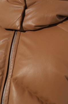Женская кожаная куртка MUST коричневого цвета, арт. 33471/640 | Фото 5 (Кросс-КТ: Куртка; Рукава: Длинные; Материал сплава: Проставлено; Материал внешний: Натуральная кожа; Драгоценные камни: Проставлено; Длина (верхняя одежда): Короткие; Стил и: Кэжуэл)