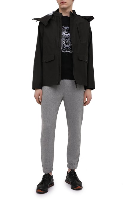 Мужские хлопковые джоггеры KENZO серого цвета, арт. FB55PA7114ML | Фото 2 (Силуэт М (брюки): Джоггеры; Материал внешний: Хлопок; Длина (брюки, джинсы): Стандартные)