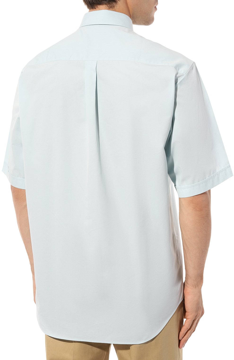 Мужская хлопковая рубашка GUCCI голубого цвета, арт. 630264 ZAEOQ | Фото 4 (Воротник: Button down; Рукава: Короткие; Случай: Повседневный; Длина (для топов): Стандартные; Материал сплава: Проставлено; Материал внешний: Хлопок; Принт: Однотонные; Драгоценные камни: Проставлено; Стили: Кэжуэл)