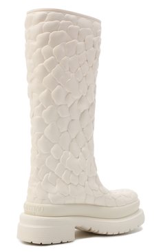 Женские сапоги atelier 03 rose edition VALENTINO кремвого цвета, арт. WW0S0DC5/CKC | Фото 5 (Подошва: Платформа; Высота голенища: Средние, Высокие, 37; Каблук высота: Низкий, Средний; Каблук тип: Устойчивый; Материал утеплителя: Без утеплителя; Материал внутренний: Текстиль; Материал внешний: Пластик, Резина; Длина стельки: 22,6, 23,3, 24,0, 24,6, 25,3, 26,0, 26,6; ширина носка стельки: 8,2; высота каблука: 7,5; толщина подошвы: 5,5)