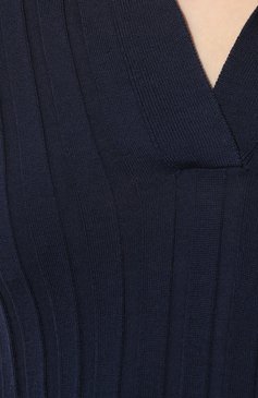 Женское шерстяной пуловер-поло GRAN SASSO синего цвета, арт. 43202/14771 | Фото 5 (Материал внешний: Шерсть; Рукава: Длинные; Длина (для топов): Стандартные; Кросс-КТ: Трикотаж; Материал сплава: Проставлено; Драгоценные камни: Проставлено; Стили: Кэжуэл)