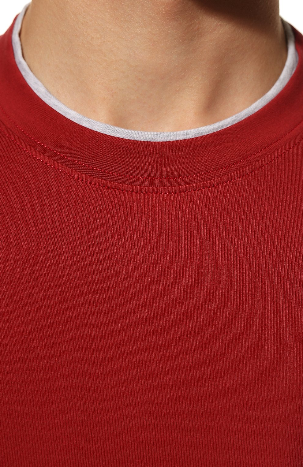 Мужская хлопковая футболка BRUNELLO CUCINELLI красного цвета, арт. M0T617427 | Фото 5 (Принт: Без принта; Рукава: Короткие; Длина (для топов): Стандартные; Материал сплава: Проставлено; Материал внешний: Хлопок; Драгоценные камни: Проставлено; Размерность: Маломерит; Стили: Кэжуэл)