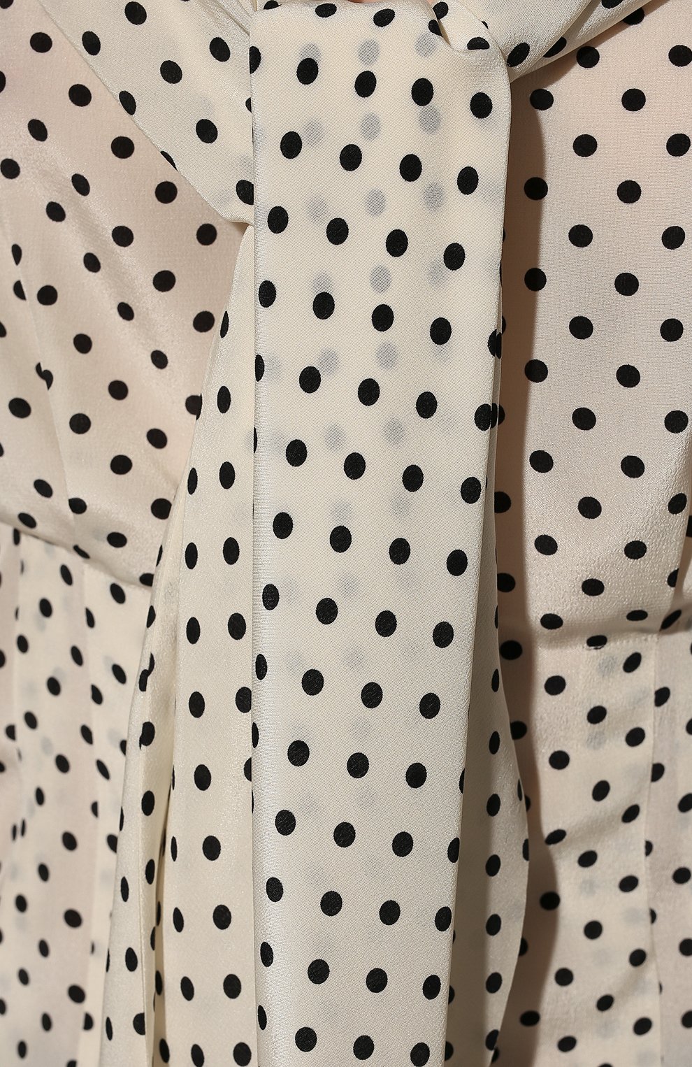 Женская шелковая блузка DOLCE & GABBANA молочного цвета, арт. F5L52T/FS14L/0UTLET AW22-23 | Фото 5 (Материал внешний: Шелк; Рукава: Длинные; Длина (для топов): Стандартные; Принт: С принтом; Стили: Романтичный; Женское Кросс-КТ: Блуза-одежда)