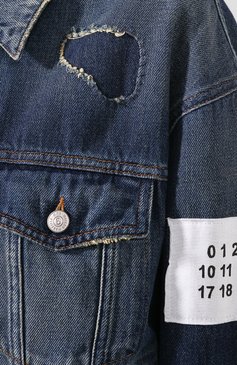 Женская джинсовая куртка MM6 синего цвета, арт. S62AN0035/S30460 | Фото 5 (Кросс-КТ: Куртка, Деним; Рукава: Длинные; Материал внешний: Хлопок, Деним; Длина (верхняя одежда): Короткие)