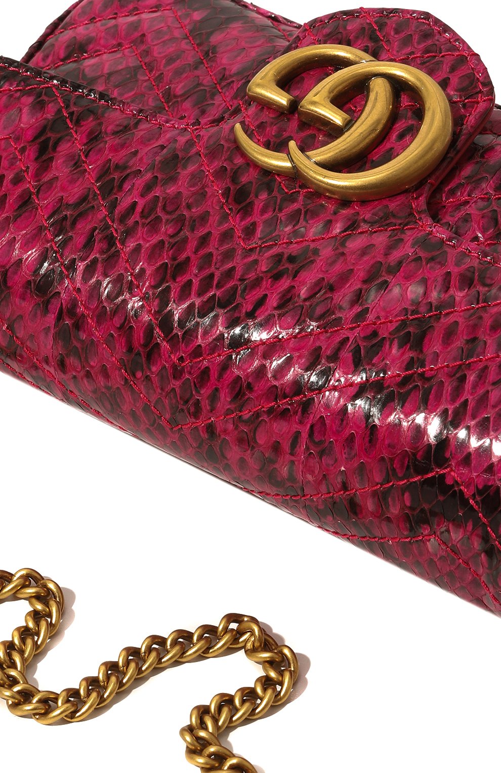 Женская сумка gg marmont super mini GUCCI розового цвета, арт. 476433 LV7BE | Фото 3 (Сумки-технические: Сумки через плечо; Материал: Экзотическая кожа, Натуральная кожа; Размер: mini; Ремень/цепочка: На ремешке)