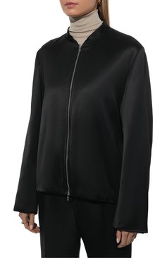 Женская куртка из вискозы TOTEME черного цвета, арт. 213-103-714 | Фото 3 (Кросс-КТ: Куртка; Рукава: Длинные; Стили: Гламурный; Материал сплава: Проставлено; Материал внешний: Вискоза; Драгоценные камни: Проставлено; Длина (верхняя одежда): Короткие; Материал подклада: Вискоза)