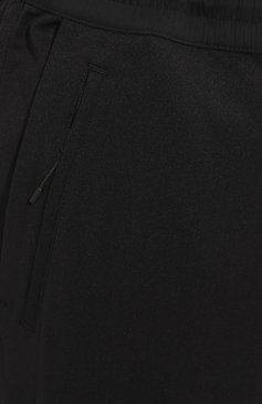 Мужские джоггеры Y-3 черного цвета, арт. FN3385/M | Фото 5 (Длина (брюки, джинсы): Стандартные; Кросс-КТ: Спорт; Материал внешний: Синтетический материал; Силуэт М (брюки): Джоггеры)