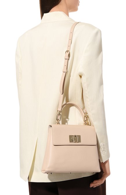 Женская сумка furla 1927 FURLA светло-розового цвета, арт. BAKPACO/ARE000 | Фото 2 (Ремень/цепочка: На ремешке; Размер: small; Материал: Натуральная кожа; Сумки-технические: Сумки top-handle)