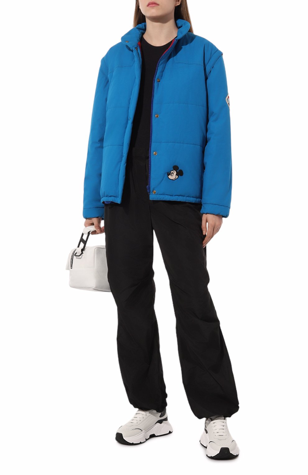 Женский утепленная куртка disney x gucci GUCCI голубого цвета, арт. 608978 ZADPZ | Фото 2 (Кросс-КТ: Куртка, Утепленный; Рукава: Длинные; Материал сплава: Проставлено; Материал внешний: Хлопок; Стили: Спорт-шик; Материал подклада: Синтетический материал; Тематический товар: Disney; Драгоценные камни: Проставлено; Длина (верхняя одежда): Короткие)