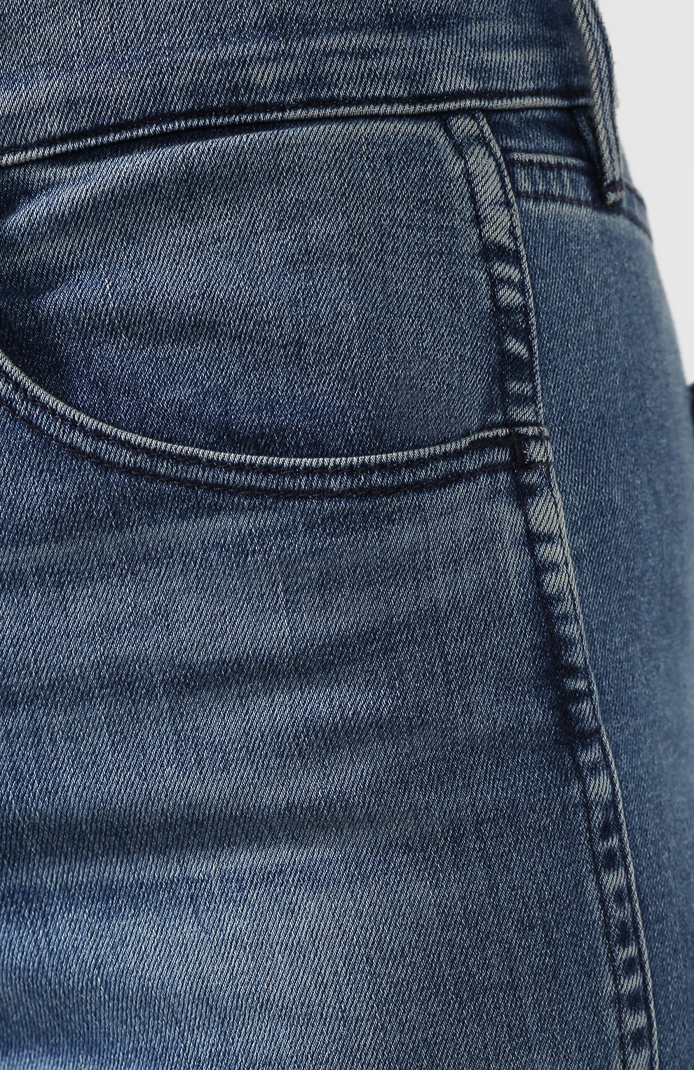 Женские джинсы 3X1 синего цвета, арт. W3SA10986/NIC | Фото 5 (Кросс-КТ: Деним; Длина (брюки, джинсы): Стандартные; Силуэт Ж (брюки и джинсы): Прямые; Материал сплава: Проставлено; Материал внешний: Хлопок; Детали: Потертости; Драгоценные камни: Проставлено; Стили: Кэжуэл; Статус проверки: Проверена категория)