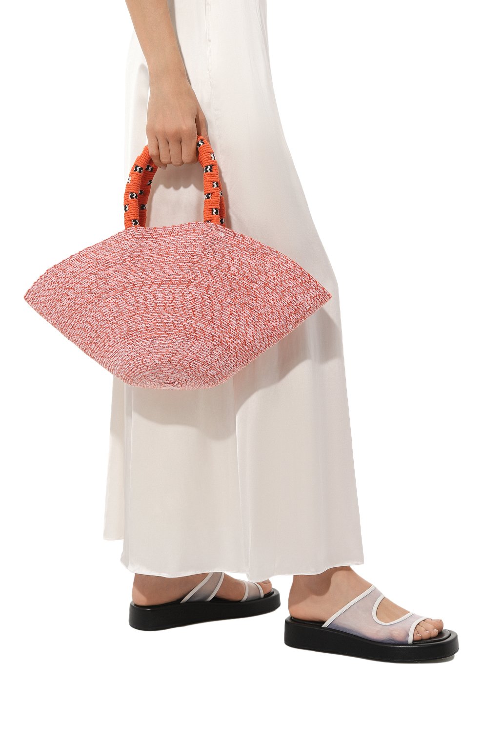 Женская сумка NANNACAY кораллового цвета, арт. 1559_208 | Фото 2 (Сумки-технические: Сумки top-handle; Материал сплава: Проставлено; Материал: Текстиль; Драгоценные камни: Проставлено; Размер: small)