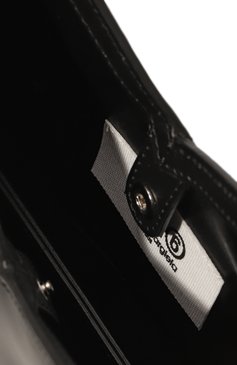 Женская сумка accordion MM6 черного цвета, арт. SB6ZH0001/P5546 | Фото 5 (Сумки-технические: Сумки top-handle; Размер: medium; Материал: Натуральная кожа)