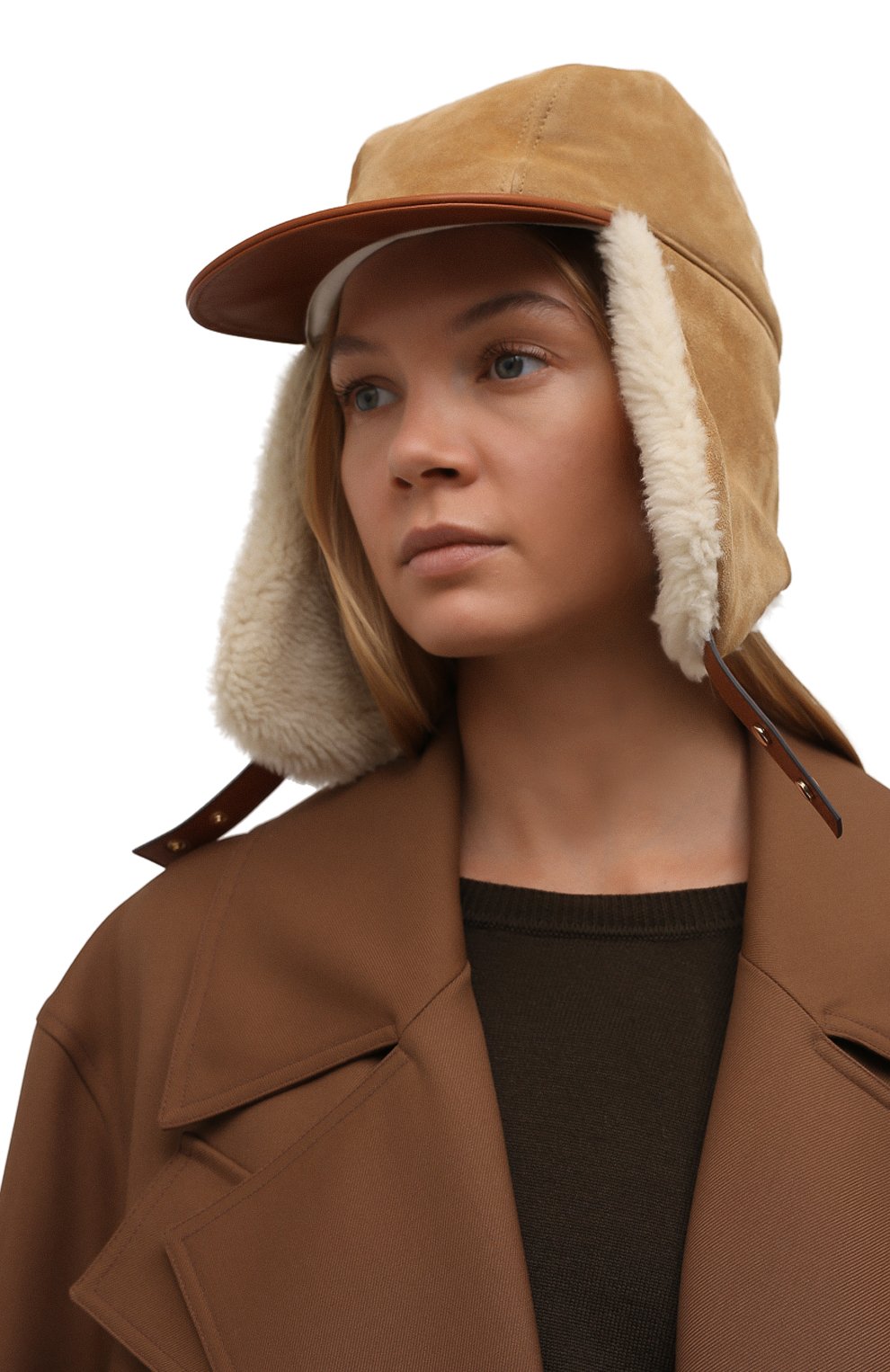 Женская шапка-ушанка с отделкой из овчины CHLOÉ бежевого цвета, арт. CHC21WD016SSS | Фото 2 (Материал: Натуральная кожа)
