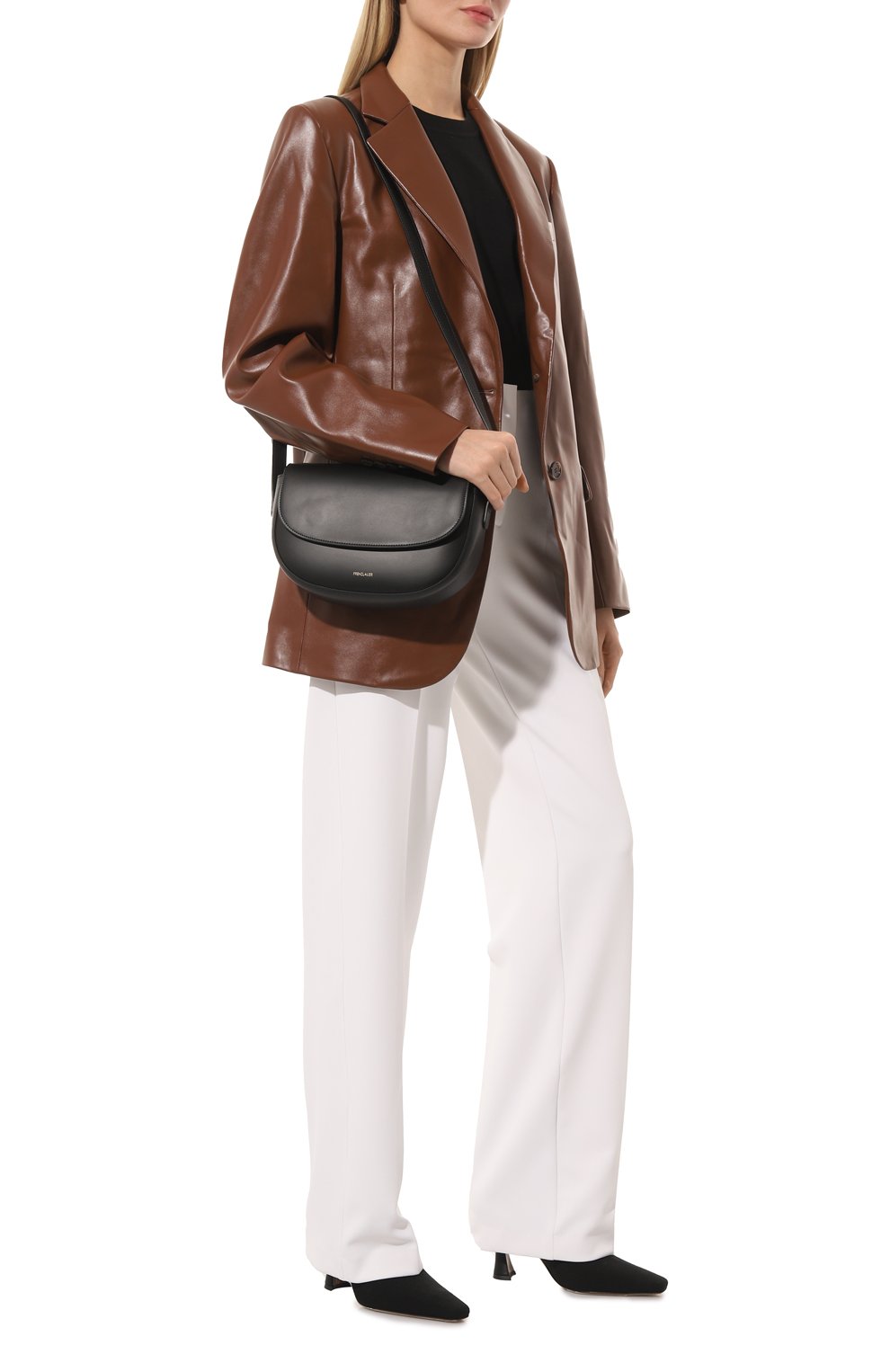 Женская сумка swing small FRENZLAUER черного цвета, арт. SWING/BLACK | Фото 7 (С�умки-технические: Сумки через плечо; Материал: Натуральная кожа; Ремень/цепочка: На ремешке; Размер: small)