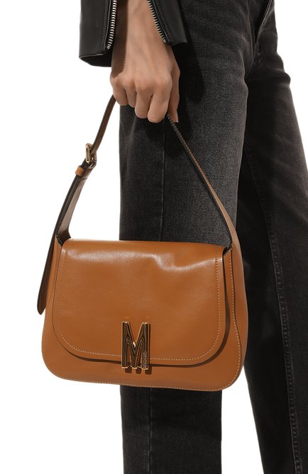 Женская сумка MOSCHINO светло-коричневого цвета, арт. A7465/8008 | Фото 2 (Материал: Натуральная кожа; Сумки-технические: Сумки top-handle)