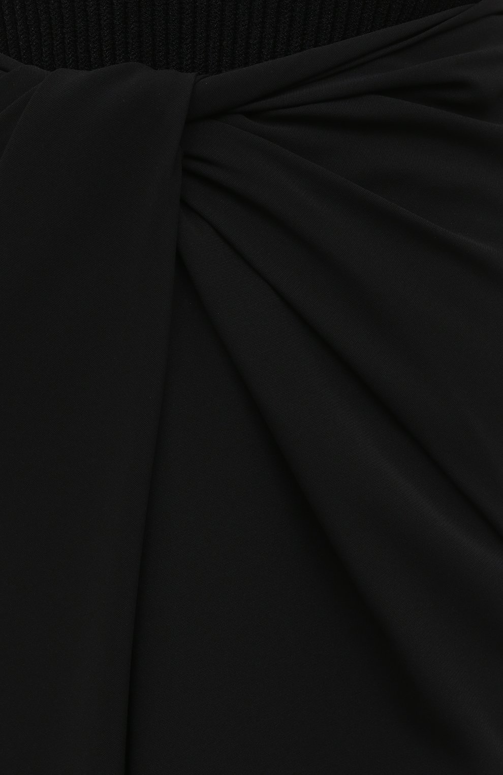 Женская юбка VALENTINO черного цвета, арт. VB0RA7K16B5 | Фото 5 (Материал внешний: Шелк, Синтетический материал; Региональные ограничения белый список (Axapta Mercury): RU; Женское Кросс-КТ: Юбка-одежда; Длина Ж (юбки, платья, шорты): Миди; Материал подклада: Вискоза; Стили: Кэжуэл)