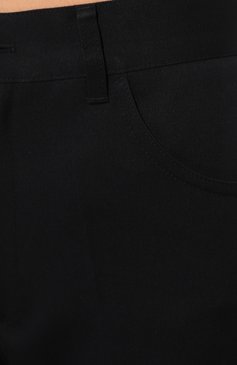 Женские шерстяные брюки JIL SANDER темно-синего цвета, арт. J04KA0004/J40003 | Фото 5 (Материал внешний: Шерсть; Длина (брюки, джинсы): Стандартные; Женское Кросс-КТ: Брюки-одежда; Силуэт Ж (брюки и джинсы): Прямые; Материал сплава: Проставлено; Драгоценные камни: Проставлено; Стили: Кэжуэл)