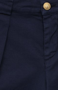 Детские хлопковые брюки BALMAIN синего цвета, арт. BS6S80 | Фото 3 (Случай: Повседневный; Материал сплава: Проставлено; Нос: Не проставлено; Материал внешний: Хлопок)
