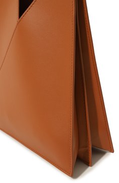 Женская сумка japanese MM6 коричневого цвета, арт. SB6WD0012/P4811 | Фото 3 (Сумки-технические: Сумки top-handle; Материал: Натуральная кожа; Материал сплава: Проставлено; Драгоценные камни: Проставлено; Размер: small)