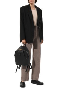 Женский рюкзак soft-wear COCCINELLE черного цвета, арт. E1 P5A 14 01 01 | Фото 7 (Размер: medium; Материал: Натуральная кожа; Материал сплава: Проставлено; Драгоценные камни: Проставлено; Стили: Кэжуэл)