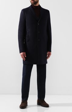 Мужской шерстяное пальто HARRIS WHARF LONDON темно-синего цвета, арт. C9101MLK | Фото 2 (Материал внешний: Шерсть; Рукава: Длинные; Длина (верхняя одежда): До середины бедра; Материал сплава: Проставлено, Проверено; Стили: Классический; Мужское Кросс-КТ: Верхняя одежда, пальто-верхняя одежда; Статус проверки: Проверено, Проверена категория; Драгоценные камни: Проставлено)