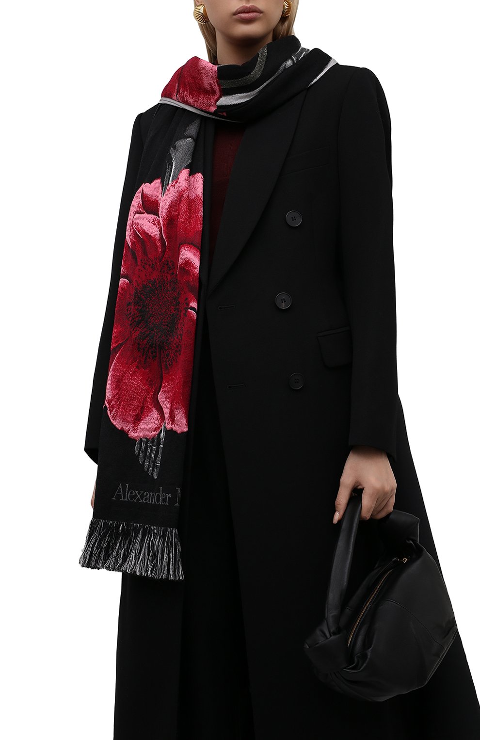 Женский шерстяной шарф ALEXANDER MCQUEEN черного цвета, арт. 674612/3D57Q | Фото 2 (Материал: Текстиль, Шерсть)