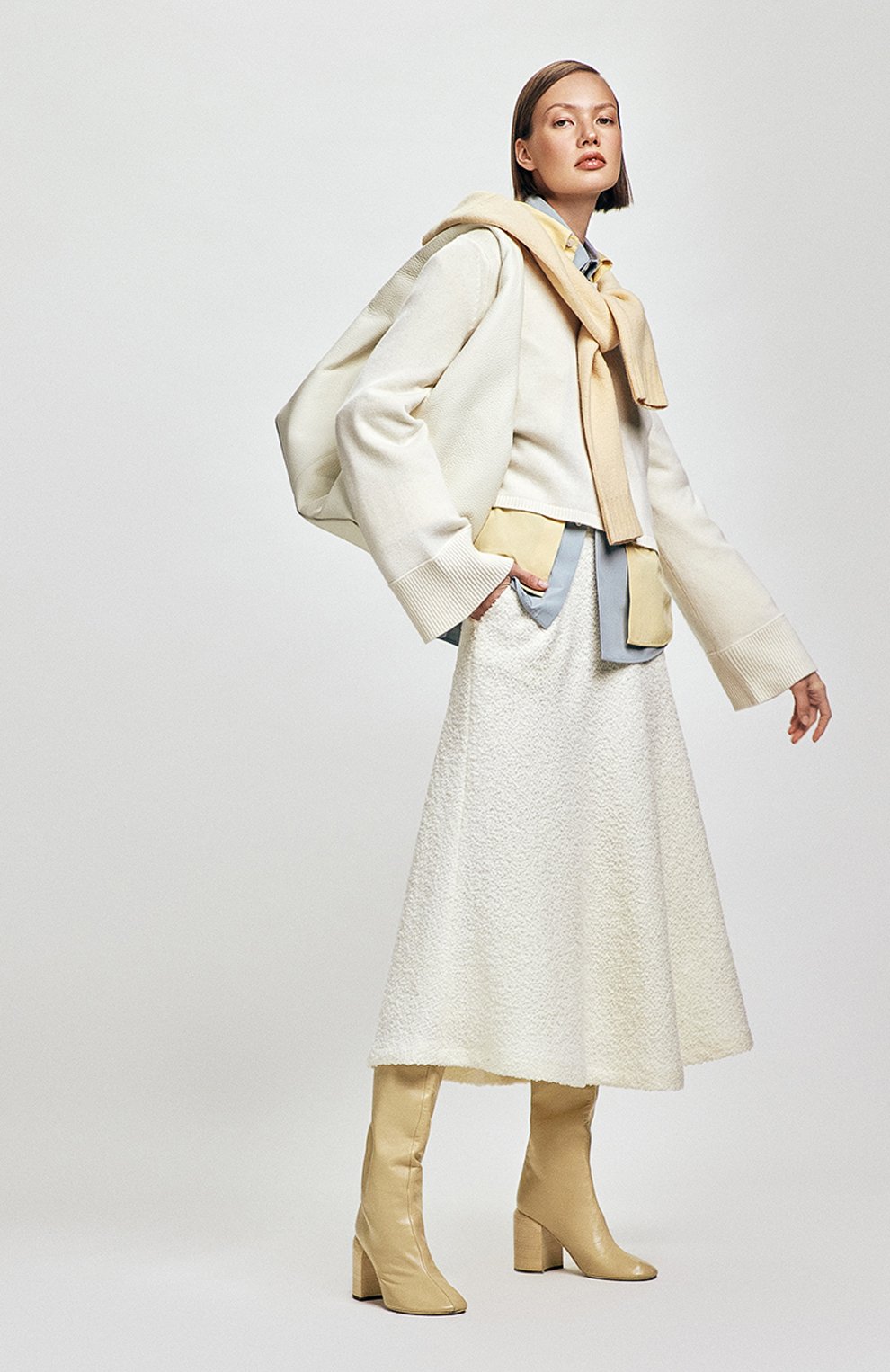 Женская хлопковая рубашка JIL SANDER голубого цвета, арт. J02DL0002/J45146 | Фото 6 (Рукава: Длинные; Принт: Без принта; Женское Кросс-КТ: Рубашка-одежда; Длина (для топов): Стандартные; Материал внешний: Хлопок; Стили: Кэжуэл)