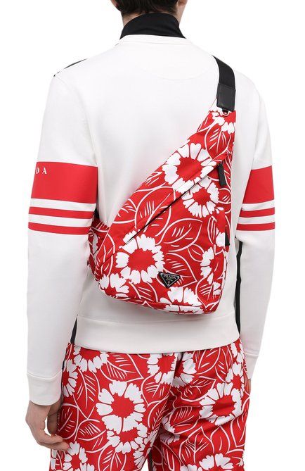 Мужской текстильный рюкзак PRADA красного цвета, арт. 2VZ092-2D1V-F0976-OOO | Фото 2 (Материал: Текстиль; Ремень/цепочка: На плечо)