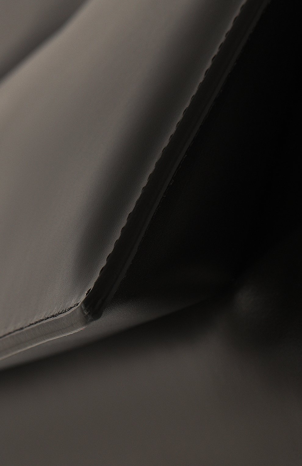 Женская сумка accordion MM6 черного ц�вета, арт. SB6ZH0001/P5546 | Фото 3 (Сумки-технические: Сумки top-handle; Размер: medium; Материал: Натуральная кожа; Материал сплава: Проставлено; Драгоценные камни: Проставлено)