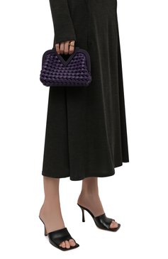 Женская сумка point small BOTTEGA VENETA фиолетового цвета, арт. 666860/V14N1 | Фото 4 (Сумки-технические: Сумки top-handle; Материал: Натуральная кожа; Ремень/цепочка: На ремешке; Размер: small)