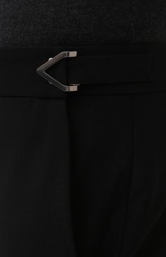 Мужские шерстяные брюки BOTTEGA VENETA черного цвета, арт. 682442/V0B30 | Фото 5 (Материал внешний: Шерсть; Длина (брюки, джинсы): Стандартные; Случай: Повседневный; Региональные ограничения белый список (Axapta Mercury): Не проставлено; Материал сплава: Проставлено; Драгоценные камни: Проставлено; Стили: Минимализм)