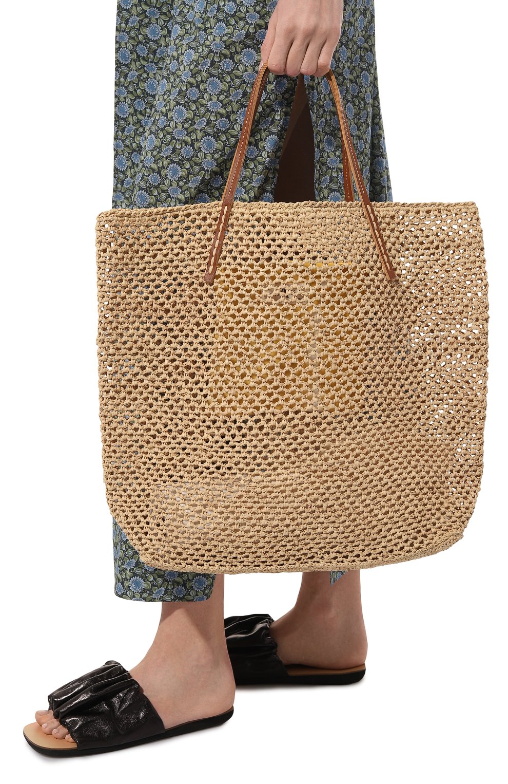 Женская сумка SANS-ARCIDET светло-бежевого цвета, арт. BEBY BAG LACY-C/L | Фото 2 (Материал сплава: Проставлено; Материал: Растительное волокно; Драгоценные камни: Проставлено; Размер: large)