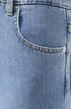 Женские укороченные джинсы TWO WOMEN IN THE WORLD голубого цвета, арт. TERRIE/UHMC7 | Фото 5 (Кросс-КТ: Деним; Длина (брюки, джинсы): Стандартные; Материал внешний: Хлопок; Статус проверки: Проверено, Проверена категория)