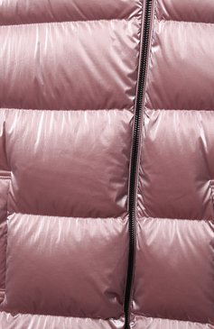 Детская пуховое пальто odetta MONCLER розового цвета, арт. G2-954-1C544-10-53A3H/4-6A | Фото 3 (Кросс-КТ: Зима; Девочки Кросс-КТ: Пуховик-верхняя одежда; Рукава: Длинные; Материал внешний: Синтетический материал; Материал сплава: Проставлено; Материал подклада: Синтетический материал; Драгоценные камни: Проставлено; Материал утеплителя: Пух и перо; Ростовка одежда: 4 года | 104 см, 5 лет | 110 см, 6 лет | 116 см)