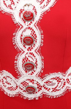 Женское платье DOLCE & GABBANA красного цвета, арт. F6J7IT/FURDV | Фото 5 (Случай: Вечерний; Рукава: Короткие; Женское Кросс-КТ: платье-футляр, Платье-одежда; Материал внешний: Синтетический материал, Вискоза; Региональные ограничения белый список (Axapta Mercury): RU; Материал сплава: Проставлено; Длина Ж (юбки, платья, шорты): До колена; Драгоценные камни: Проставлено; Стили: Романтичный; Материал подклада: Шелк)