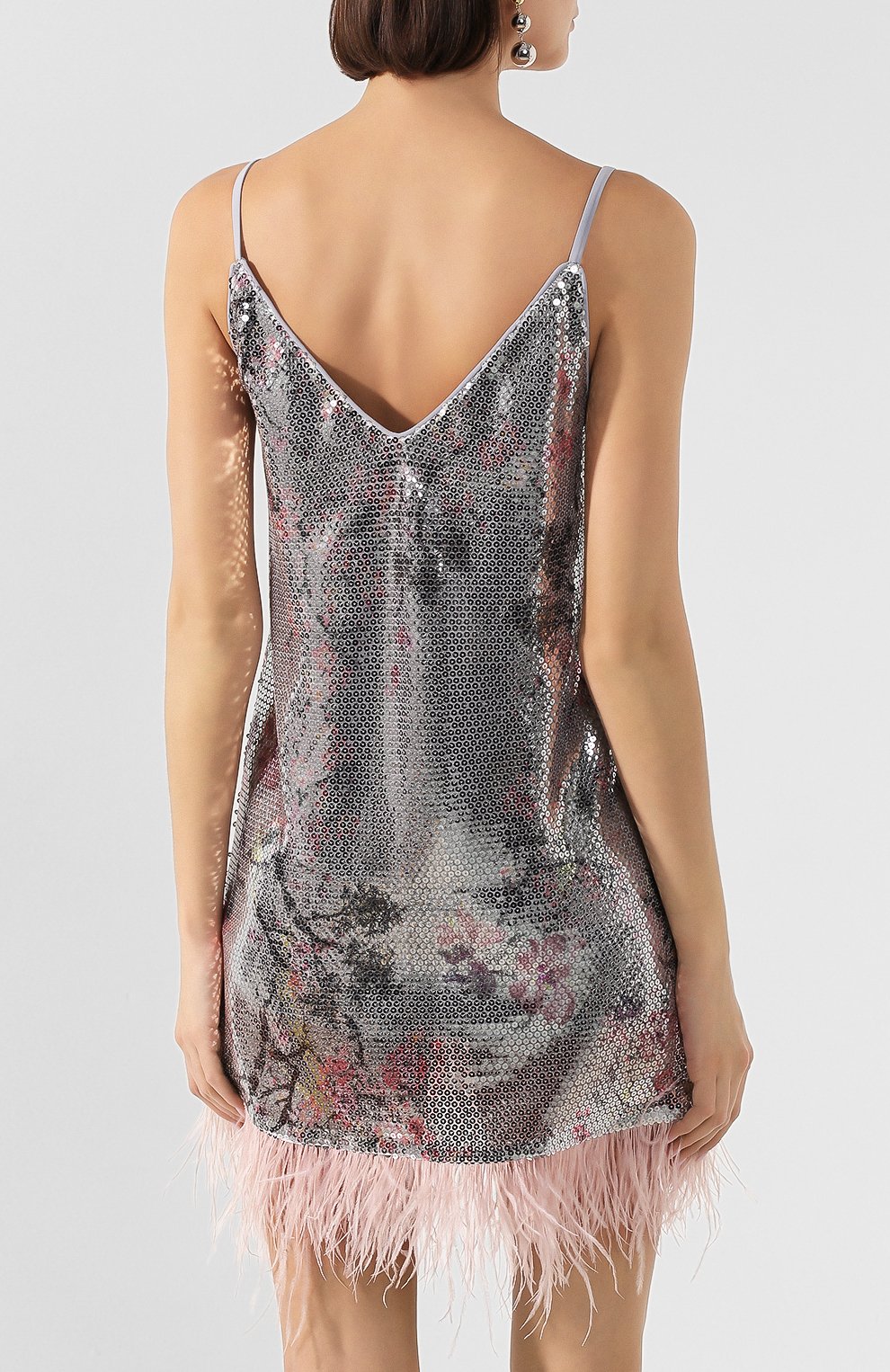 Женское платье с пайетками IN THE MOOD FOR LOVE серебряного цвета, арт. MELL0 DRESS | Фото 4 (Случай: Вечерний; Длина Ж (юбки, платья, шорты): Мини; Рукава: На бретелях; Материал внешний: Синтетический материал; Материал подклада: Синтетический материал; Женское Кросс-КТ: Платье-одежда; Статус проверки: Проверена категория)