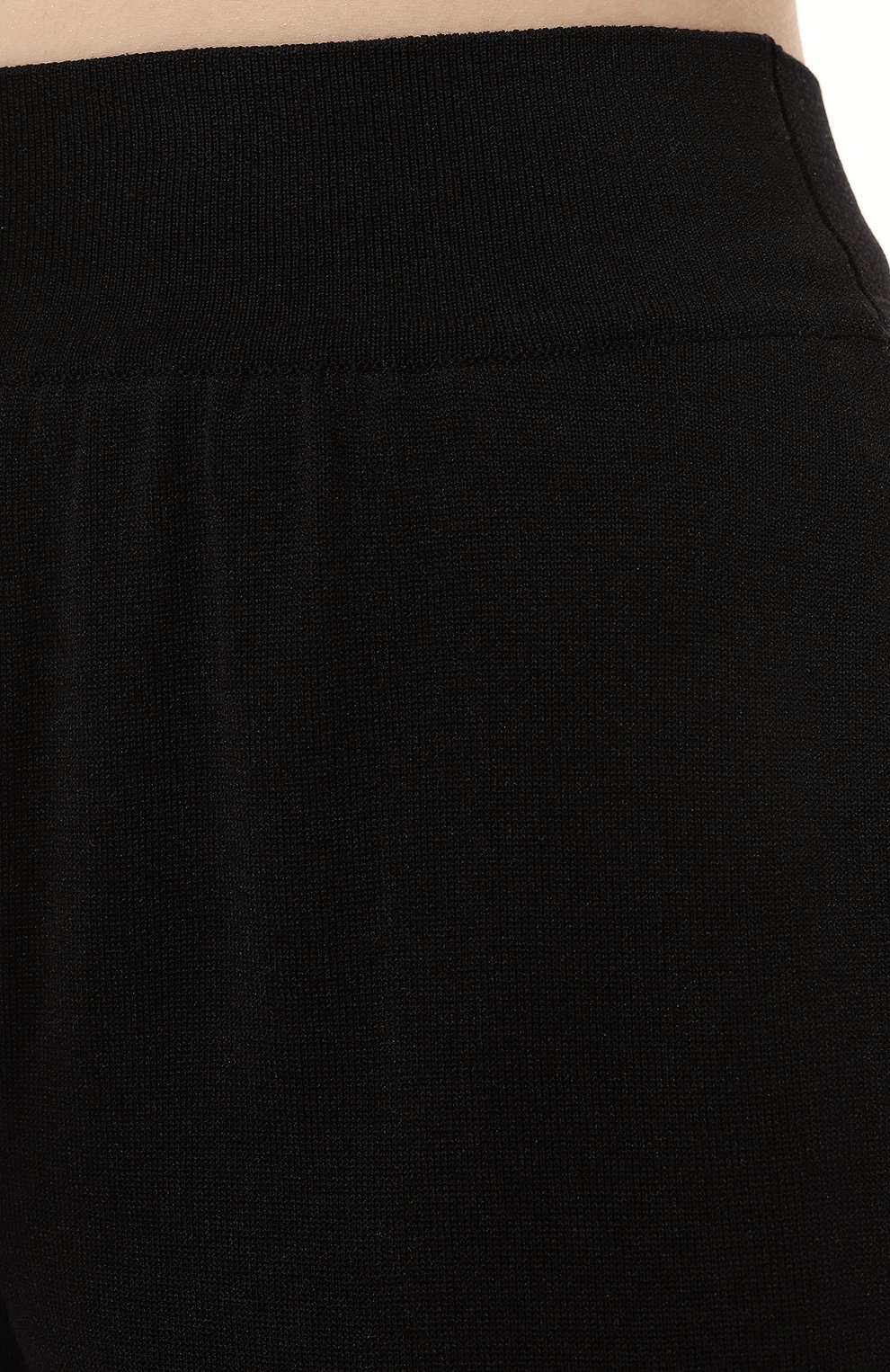 Женские брюки из шелка и вискозы FREEAGE черного цвета, арт. S23.PT076.6070.900 | Фото 5 (Силуэт Ж (брюки и джинсы): Широкие; Материал внешний: Шелк; Длина (брюки, джинсы): Стандартные; Женское Кросс-КТ: Брюки-одежда; Кросс-КТ: Трикотаж; Материал сплава: Проставлено; Нос: Не проставлено; Драгоценные камни: Проставлено; Стили: Кэжуэл)