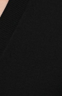 Женский шерстяной пуловер BOTTEGA VENETA черного цвета,  арт. 668585/V0ZY0 | Фото 5 (Материал внешний: Шерсть; Рукава: Длинные; Стили: Гламурный; Длина (для топов): Стандартные; Региональные ограничения белый список (Axapta Mercury): RU; Материал сплава: Проставлено; Женское Кросс-КТ: Пуловер-одежда; Драгоценные камни: Проставлено)