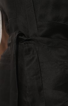 Женское шелковое пальто ANTONELLI FIRENZE черного цвета, арт. J7459/256 | Фото 5 (Материал внешний: Шелк; Рукава: Длинные; Стили: Гламурный; Длина (верхняя одежда): Длинные; 1-2-бортные: Однобортные)
