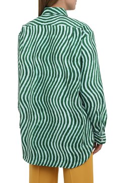 Женская хлопковая рубашка DRIES VAN NOTEN зеленого цвета, арт. 211-30731-2009 | Фото 4 (Рукава: Длинные; Женское Кросс-КТ: Рубашка-одежда; Принт: С принтом; Длина (для топов): Удлиненные; Региональные ограничения белый список (Axapta Mercury): RU; Материал внешний: Хлопок; Материал подклада: Хлопок; Стили: Кэжуэл)