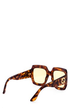 Женские солнцезащитные очки GUCCI коричневого цвета, арт. 3826 VGJ | Фото 2 (Материал внутренний: Не назначено; Региональные ограничения белый список (Axapta Mercury): Не проставлено; Нос: Не проставлено; Тип очков: С/з)