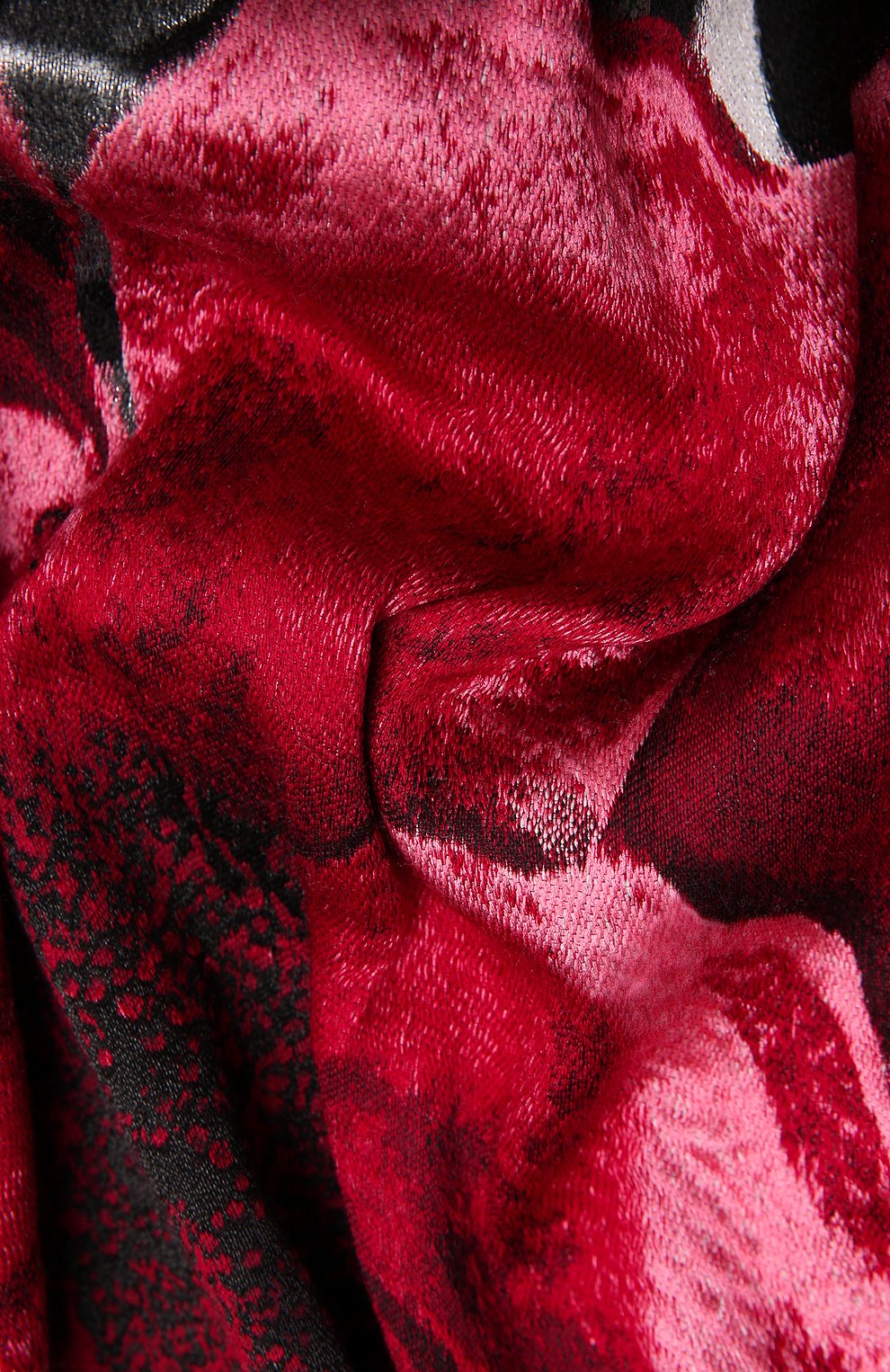 Женский шерстяной шарф ALEXANDER MCQUEEN черного цвета, арт. 674612/3D57Q | Фото 3 (Материал: Текстиль, Шерсть)