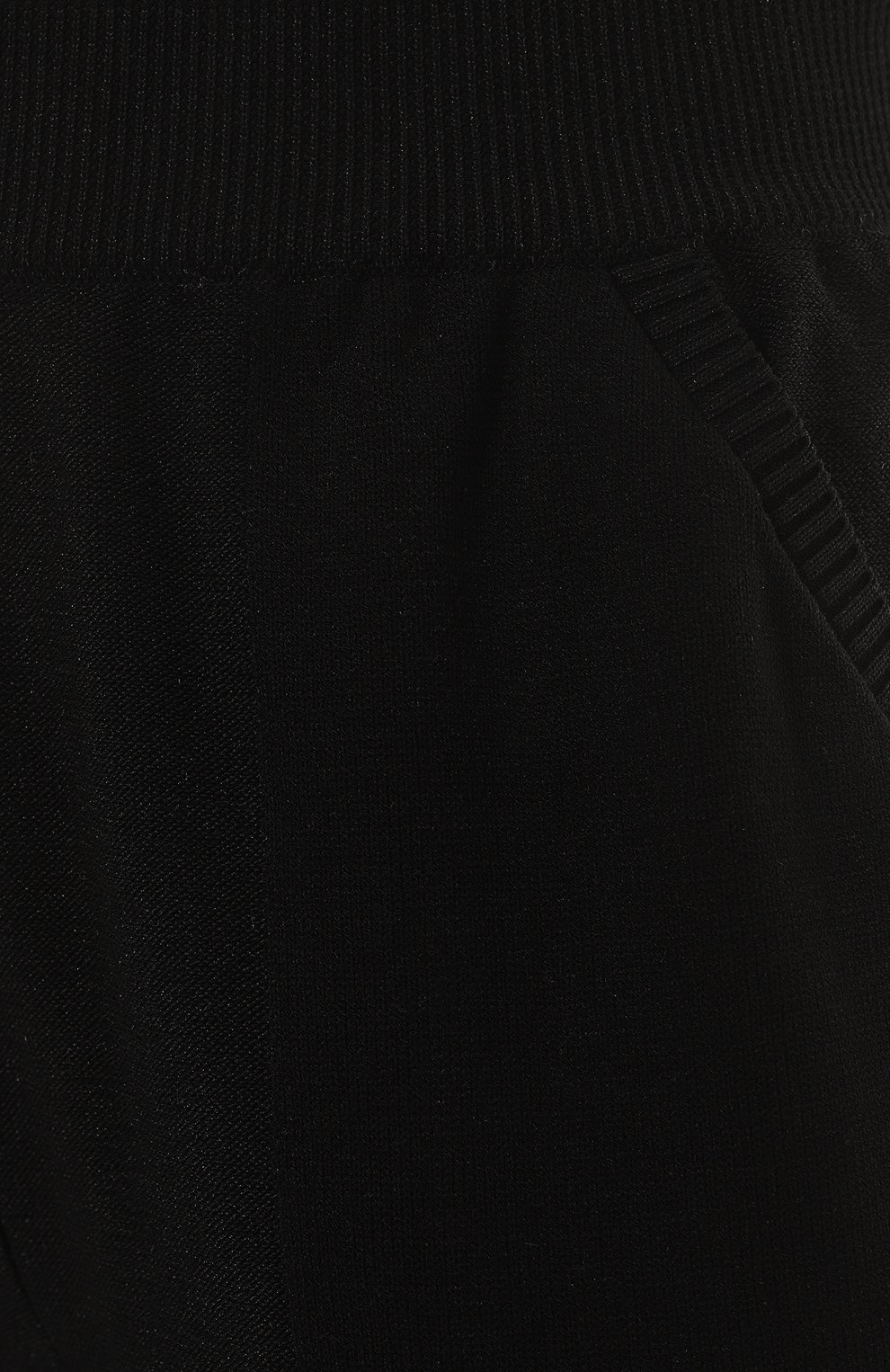 Женские джоггеры из вискозы AND THE BRAND черного цвета, арт. S22-PS003-1403-900 | Фото 5 (Длина (брюки, джинсы): Стандартные; Женское Кросс-КТ: Брюки-одежда, Джоггеры - брюки; Силуэт Ж (брюки и джинсы): Джоггеры; Материал сплава: Проставлено; Материал внешний: Вискоза; Драгоценные камни: Проставлено; Стили: Кэжуэл)